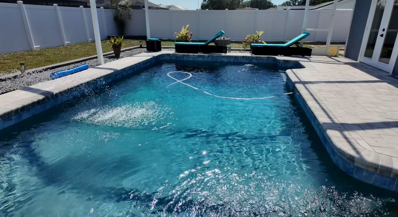 Weekly Pool Cleaning Service service in Cypress, CA